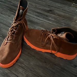 Sorel Men’s Waterproof boot size 9